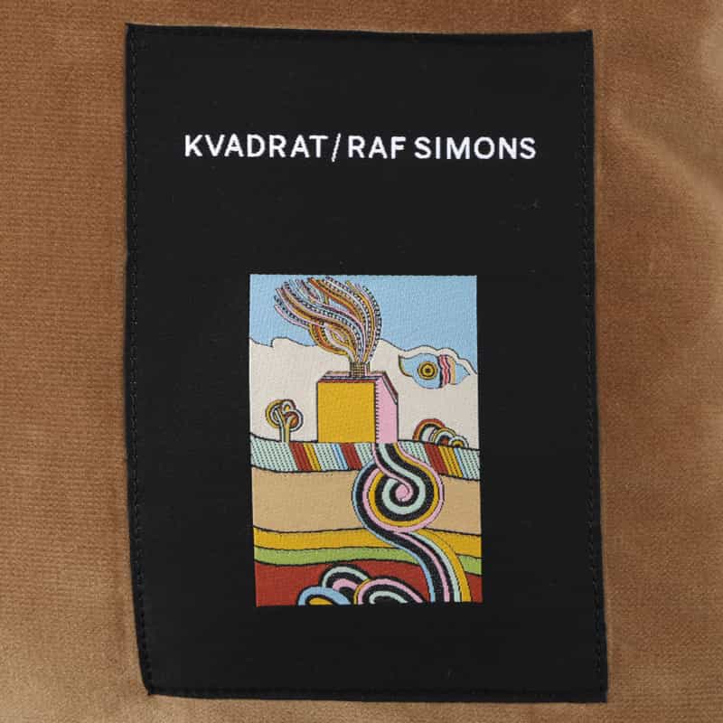 KVADRAT/RAF SIMONS KVADRAT／RAF SIMONS＜クヴァドラ／ラフ シモンズ＞ ベルベットクッション（45cm×45cm） CAMEL