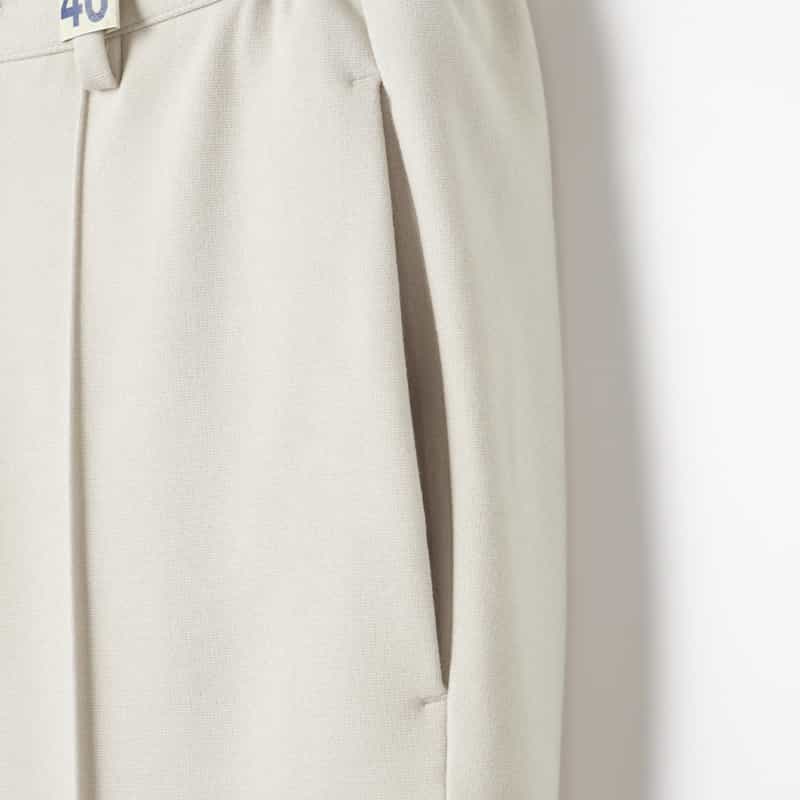 GIABSARCHIVIO GIABSARCHIVIO＜ジャブスアルキヴィオ＞ ストレッチパンツ"MASACCIO" IVORY