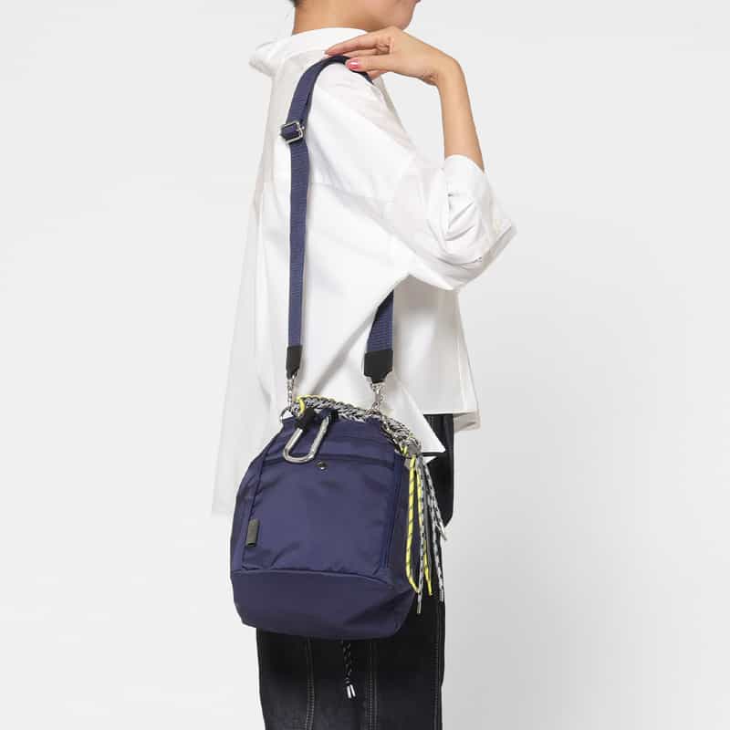 ZATTU ZATTU＜ザッツ＞ 2WAYハンドバッグ "LOWEEL" NAVY