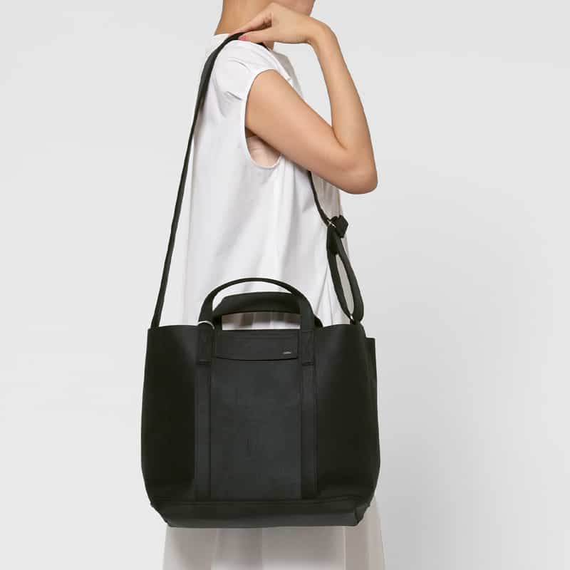 ZATTU ZATTU＜ザッツ＞ トートバッグ "KINAX-T2" BLACK