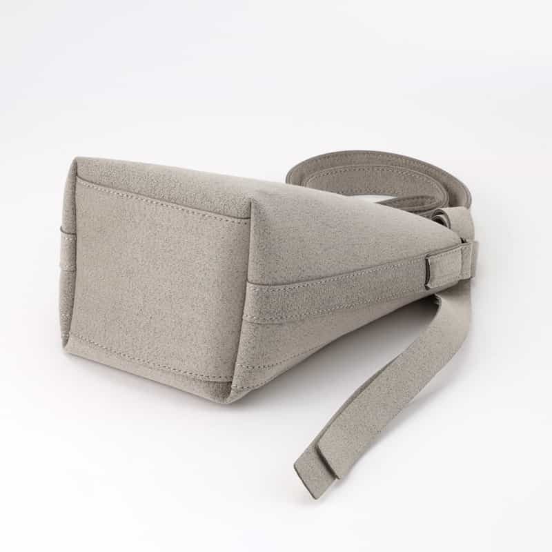 ZATTU ZATTU＜ザッツ＞ ショルダーバッグ "PIPPA SHOULDER" LIGHT GRAY