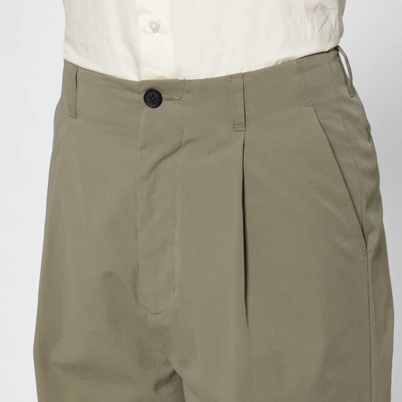 YOKE YOKE＜ヨーク＞ ワイドテーパードパンツ KHAKI