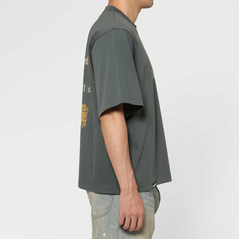 NAMESAKE NAMESAKE＜ネームセイク＞ クロップド丈ロゴ入りTシャツ BLUE