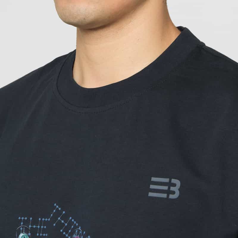 NAMESAKE NAMESAKE＜ネームセイク＞ グラフィックTシャツ NAVY