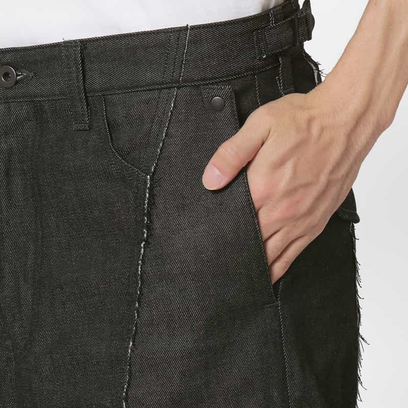 VUJA DE VUJA DE＜ヴジャ　デ＞ バーニーズ　ニューヨーク限定 カーゴショーツ BLACK