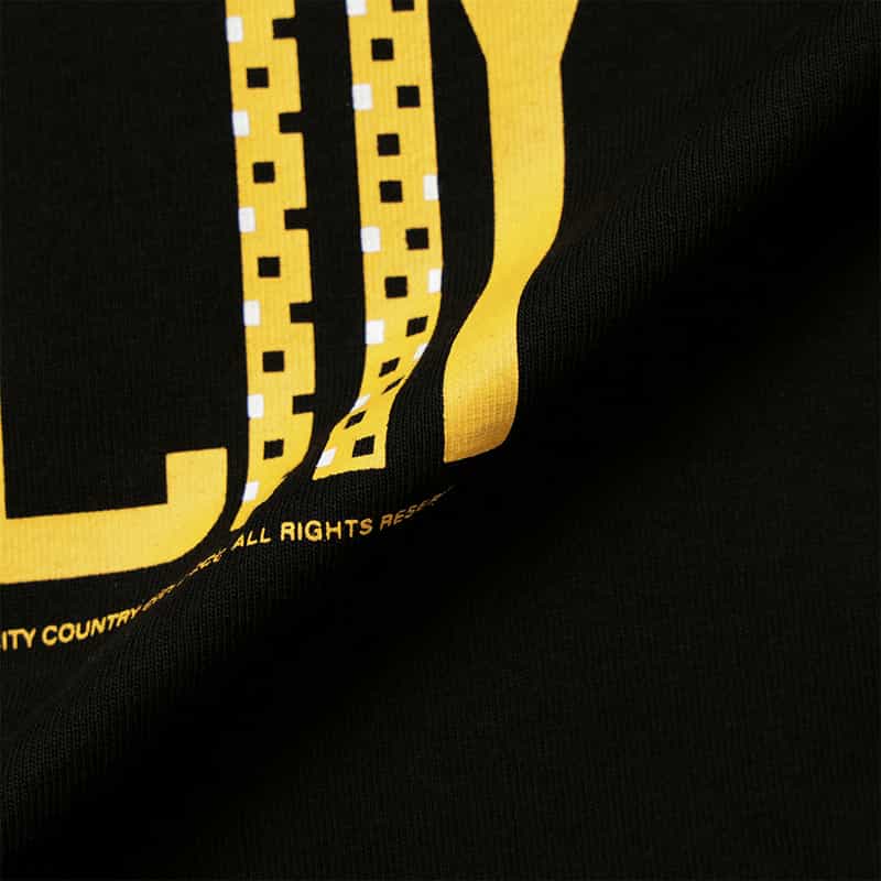 CITY COUNTRY CITY CITY COUNTRY CITY ＜シティーカントリーシティー＞ グラフィックTシャツ BLACK