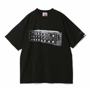CITY COUNTRY CITY ＜シティーカントリーシティー＞ グラフィックTシャツ