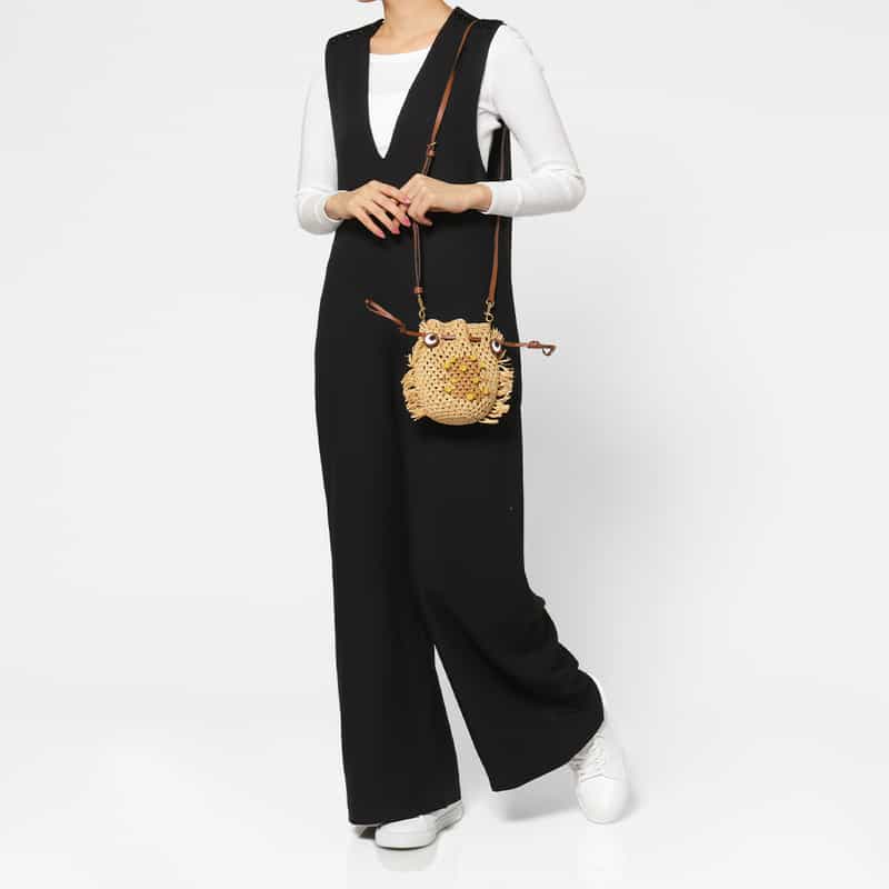 ANYA HINDMARCH ANYA HINDMARCH＜アニヤ ハインドマーチ＞ ラフィア素材バケットバッグ “Creatures“ BEIGE