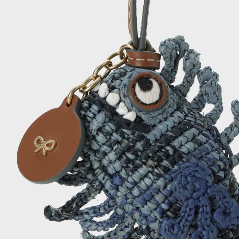 ANYA HINDMARCH ANYA HINDMARCH ＜アニヤ ハインドマーチ＞ ラフィア素材チャーム "Deep Sea Creature" BLUE