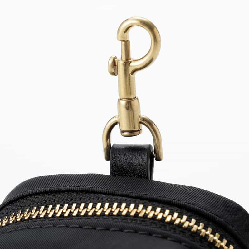 ANYA HINDMARCH ANYA HINDMARCH＜アニヤ ハインドマーチ＞ イヤフォンポーチ "EYES" BLACK