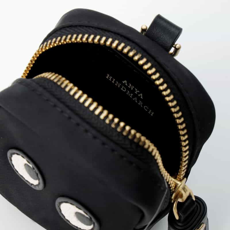 ANYA HINDMARCH ANYA HINDMARCH＜アニヤ ハインドマーチ＞ イヤフォンポーチ "EYES" BLACK