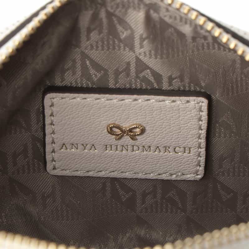 ANYA HINDMARCH ANYA HINDMARCH＜アニヤ ハインドマーチ＞ポーチ "ALL OVER STICKERS" IVORY
