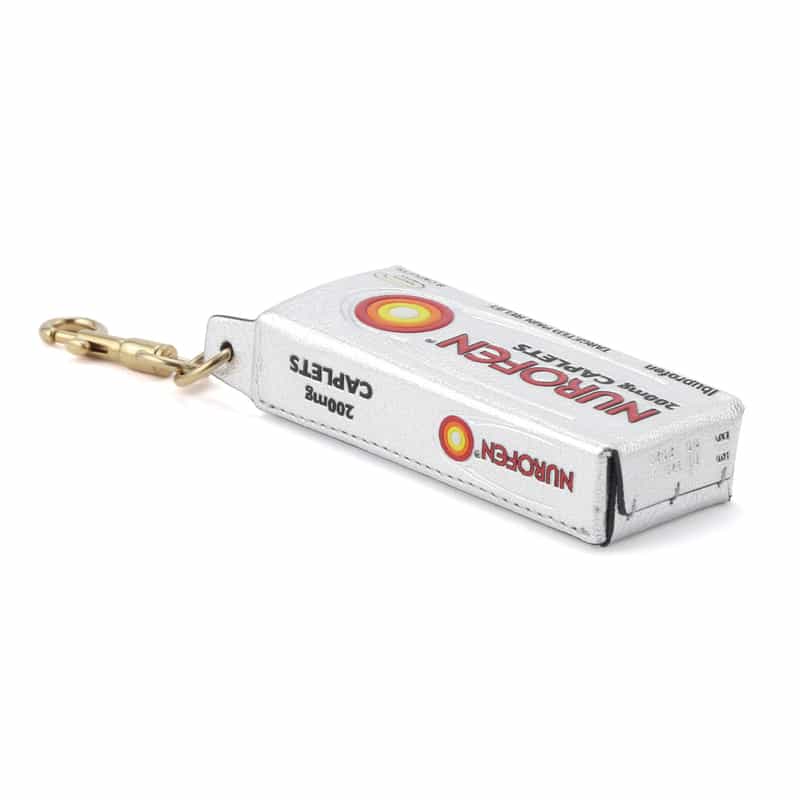 ANYA HINDMARCH ANYA HINDMARCH＜アニヤ ハインドマーチ＞ チャーム SILVER