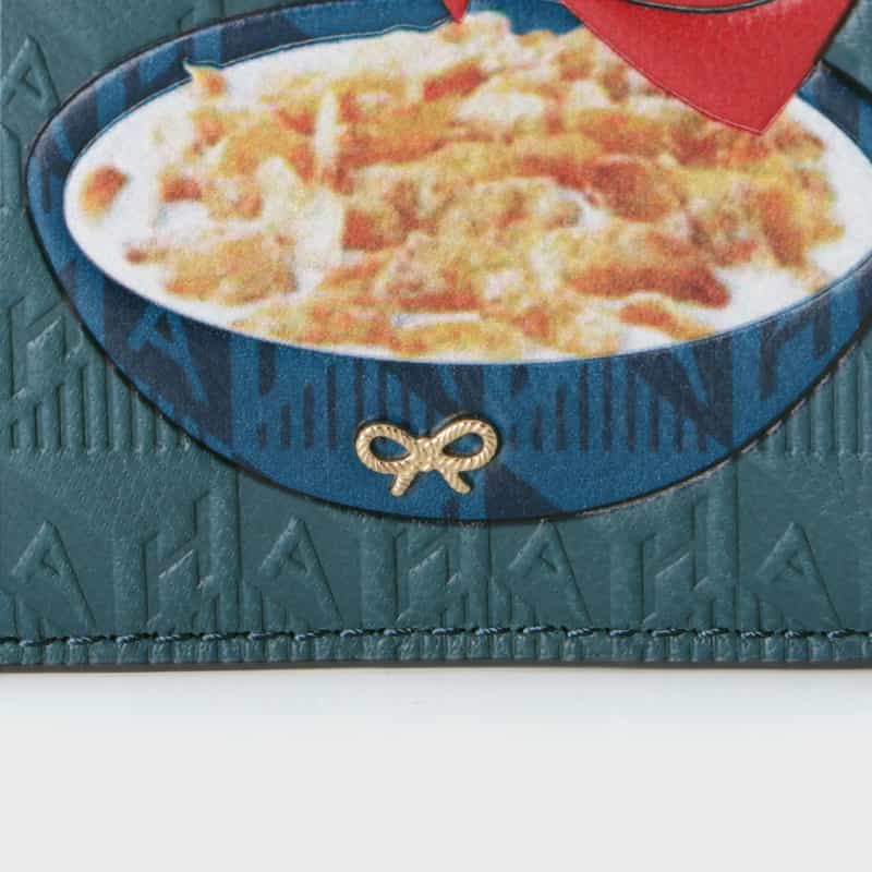 ANYA HINDMARCH ANYA HINDMARCH＜アニヤ ハインドマーチ＞ フラグメントケース “FROSTED FLAKES“ NAVY