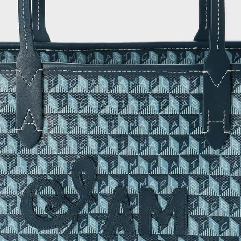 ANYA HINDMARCH ANYA HINDMARCH＜アニヤ ハインドマーチ＞ フラグメントケース “I am a Plastic Bag“ BLUE