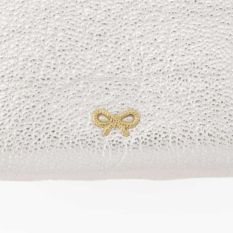 ANYA HINDMARCH ANYA HINDMARCH＜アニヤ ハインドマーチ＞ イヤフォンケース SILVER