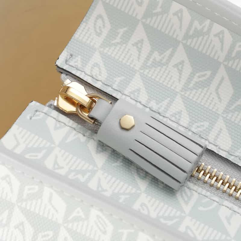 ANYA HINDMARCH ANYA HINDMARCH＜アニヤ ハインドマーチ＞ フラグメントケース “I am a Plastic Bag“ IVORY