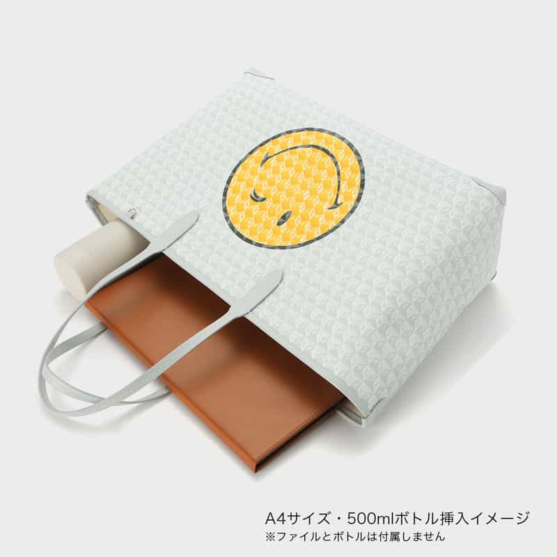 ANYA HINDMARCH ANYA HINDMARCH＜アニヤ ハインドマーチ＞ フラグメントケース “I am a Plastic Bag“ IVORY