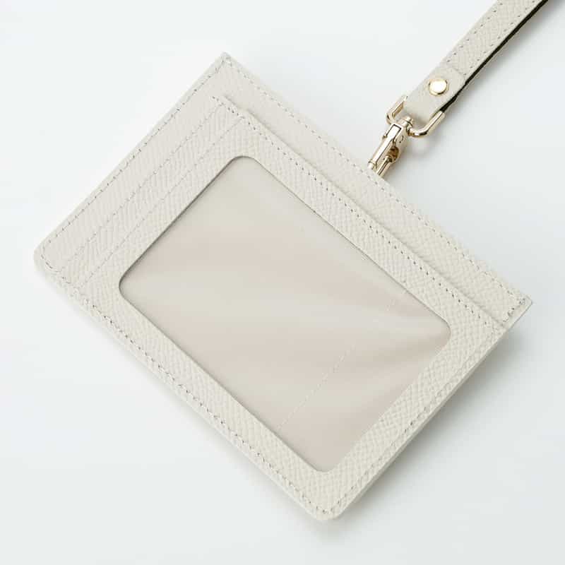 BARNEYS NEW YORK ID カードケース IVORY