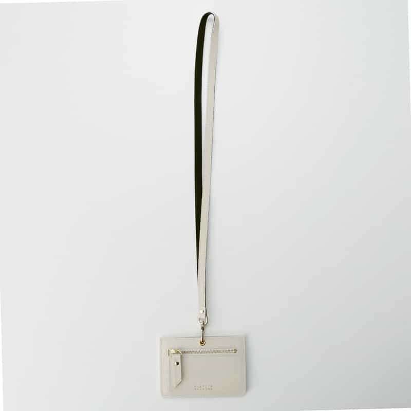 BARNEYS NEW YORK ID カードケース IVORY