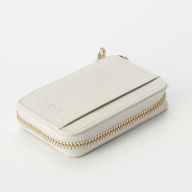 BARNEYS NEW YORK キーケース IVORY