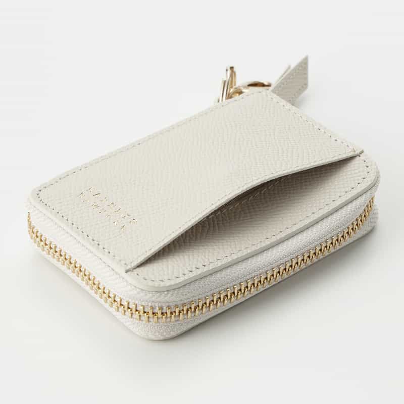 BARNEYS NEW YORK キーケース IVORY