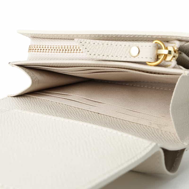 BARNEYS NEW YORK ハーフウォレット IVORY