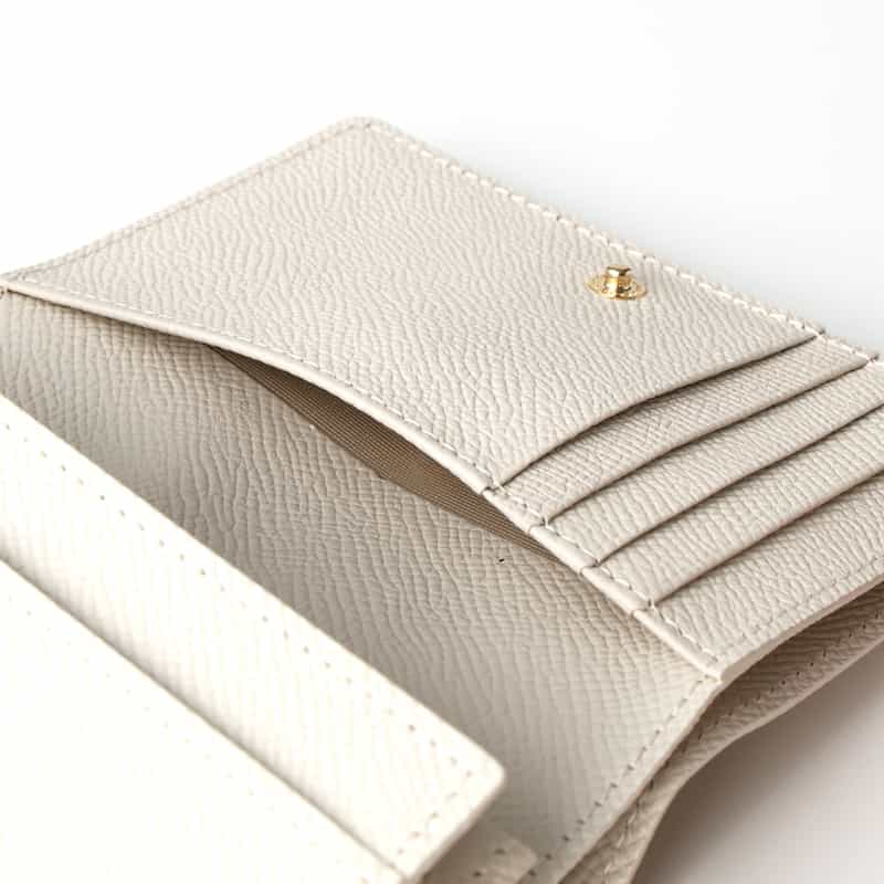 BARNEYS NEW YORK ハーフウォレット IVORY