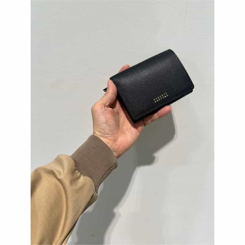 BARNEYS NEW YORK ハーフウォレット BLACK