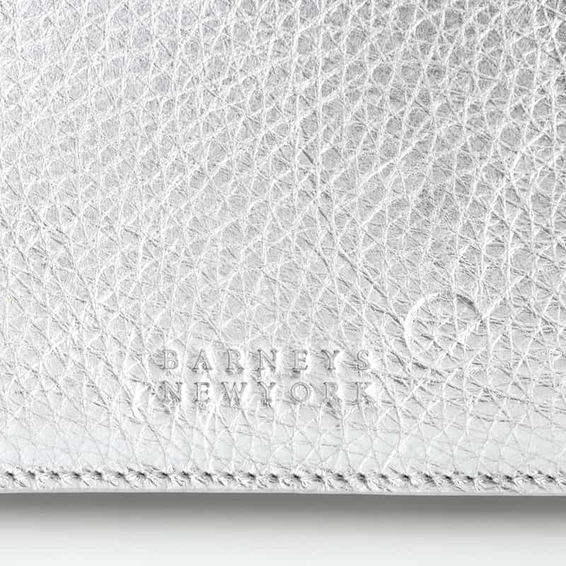 BARNEYS NEW YORK ドット柄型押し ハーフウォレット SILVER