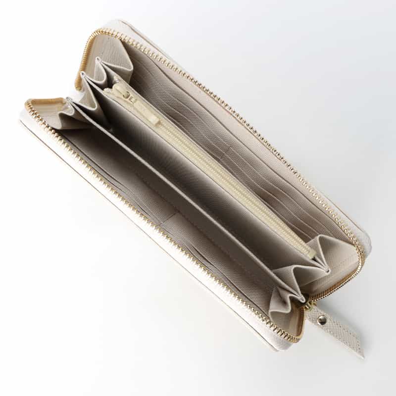 BARNEYS NEW YORK ラウンドジップ ロングウォレット IVORY