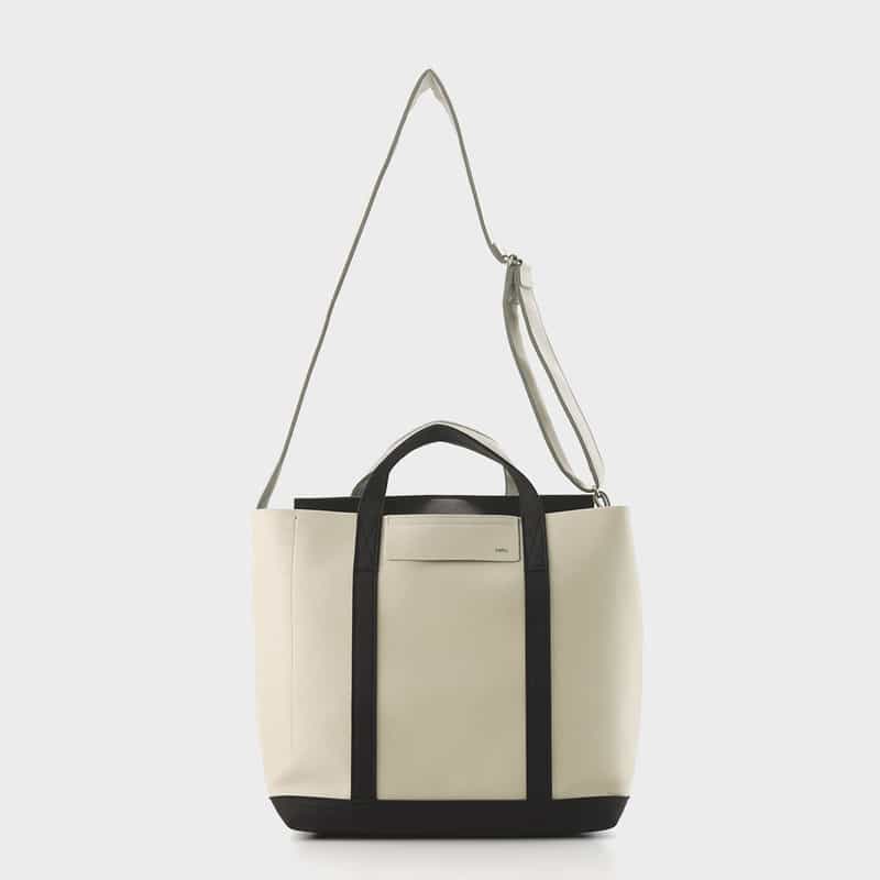 ZATTU ZATTU＜ザッツ＞ トートバッグ "KINAX-T2"（M） IVORY