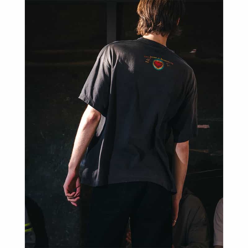 SAINT MXXXXXX SAINT MXXXXXX＜セント マイケル＞ ヴィンテージ加工プリントTシャツ BLACK