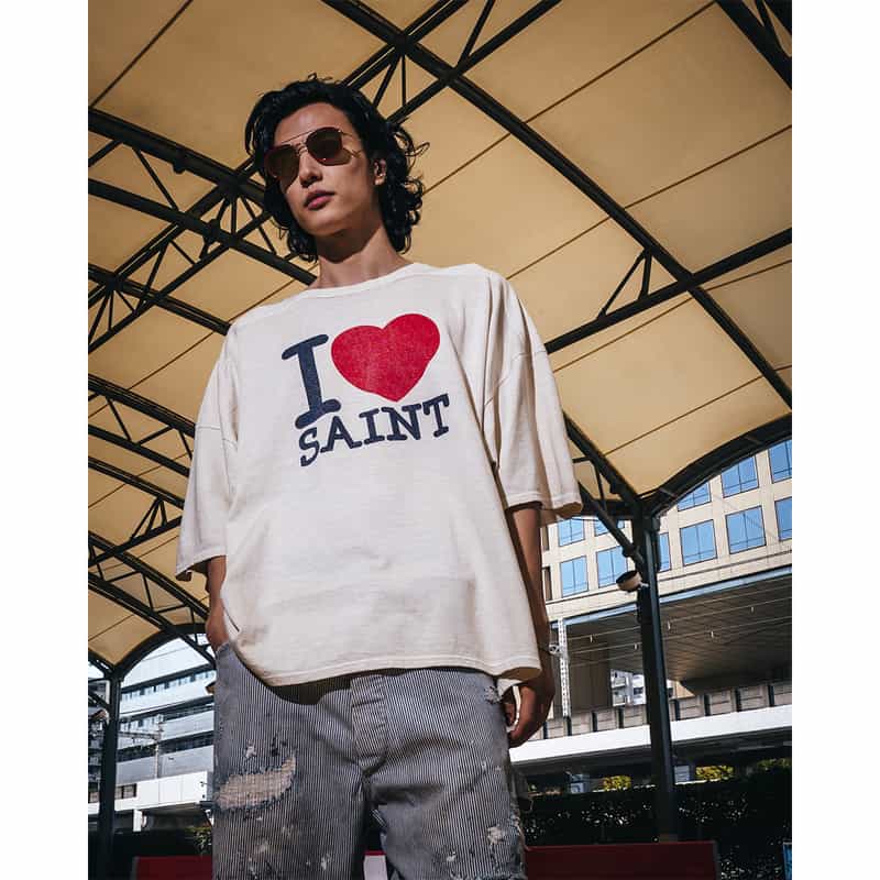 SAINT MXXXXXX SAINT MXXXXXX＜セント マイケル＞ ヴィンテージ加工グラフィックTシャツ WHITE