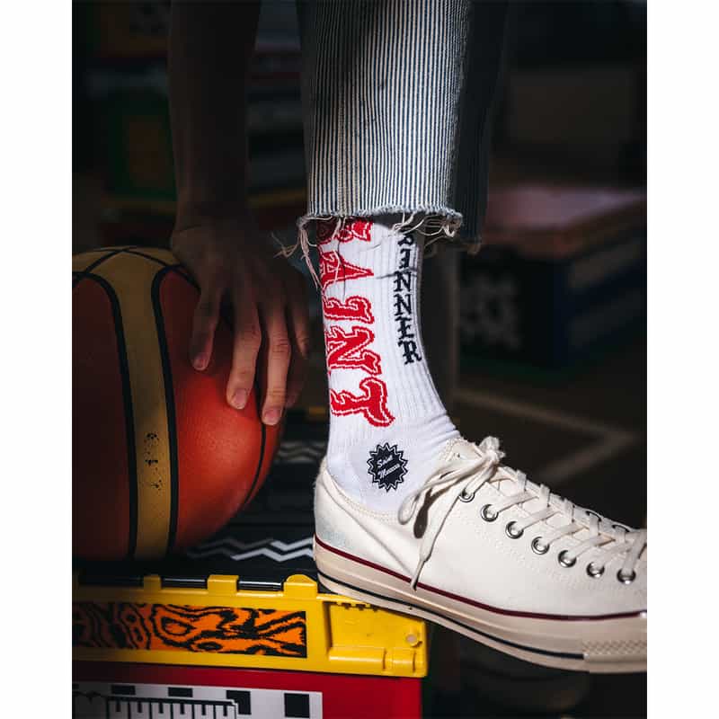 SAINT MXXXXXX SAINT MXXXXXX＜セント マイケル＞ ロゴ入りソックス WHITE