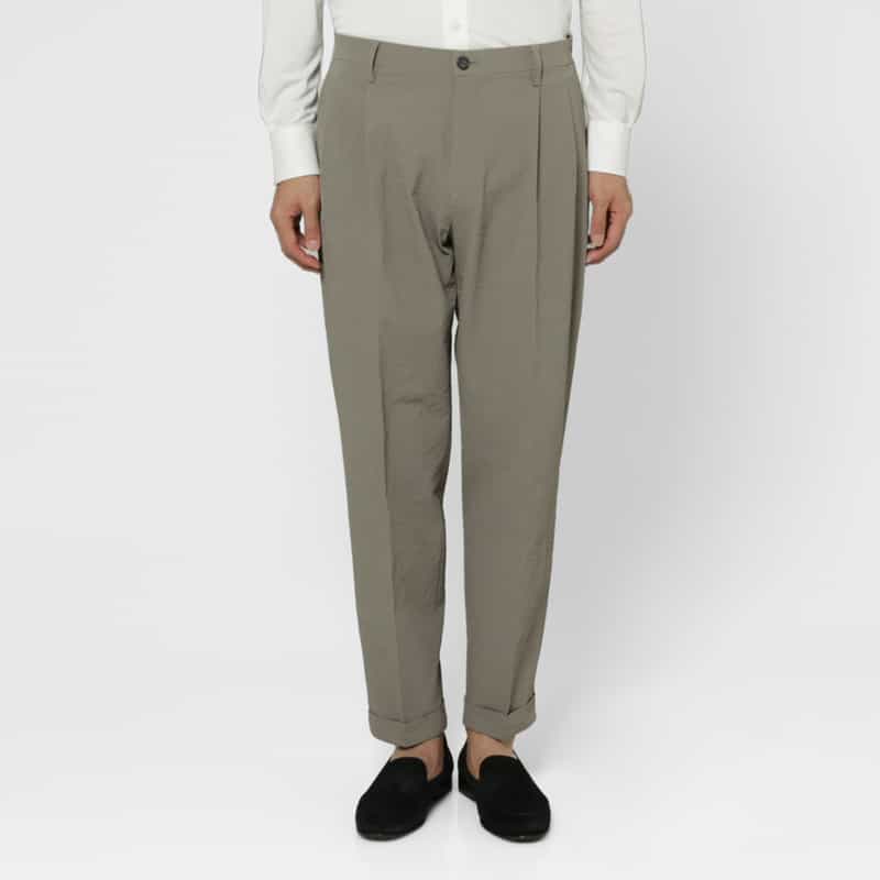 BARNEYS NEW YORK セットアップ ストレッチ素材タック入りパンツ GRAY