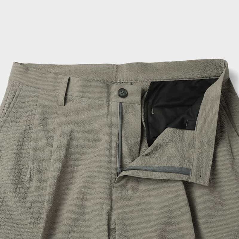 BARNEYS NEW YORK セットアップ ストレッチ素材タック入りパンツ GRAY