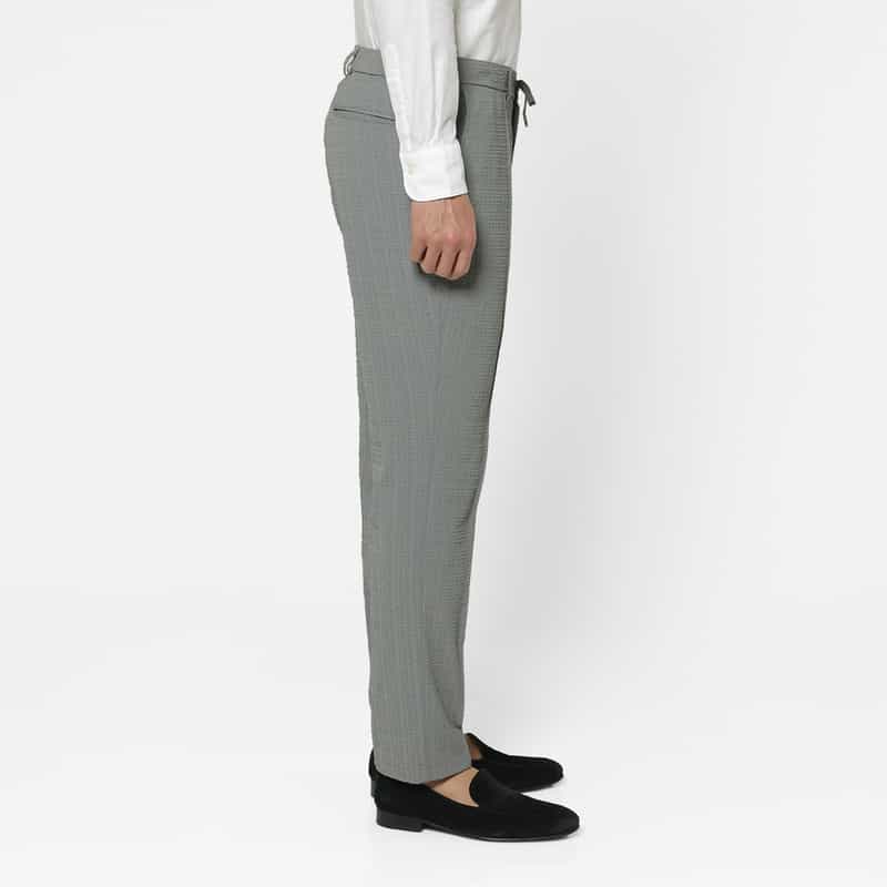BARNEYS NEW YORK セットアップ ブロックサッカー素材ストレッチパンツ GRAY