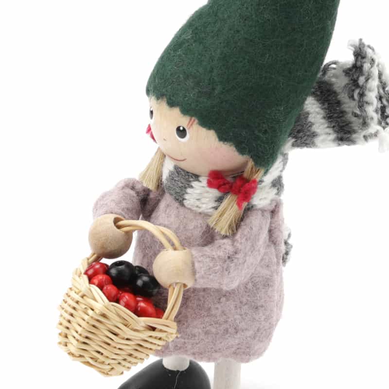 NORDIKA NISSE NORDIKA NISSE ＜ノルディカ ニッセ＞ 木製人形 （ベリー摘みの女の子） GREEN