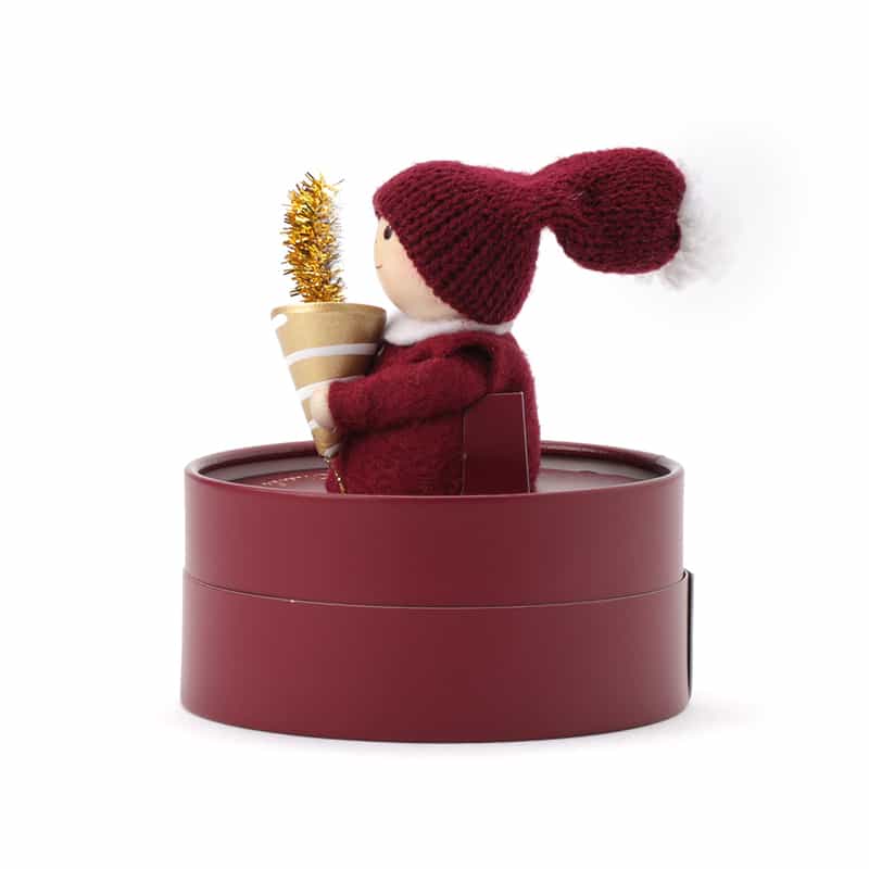 NORDIKA NISSE NORDIKA NISSE ＜ノルディカ ニッセ＞ 木製人形 （クラッカーを持った男の子） RED