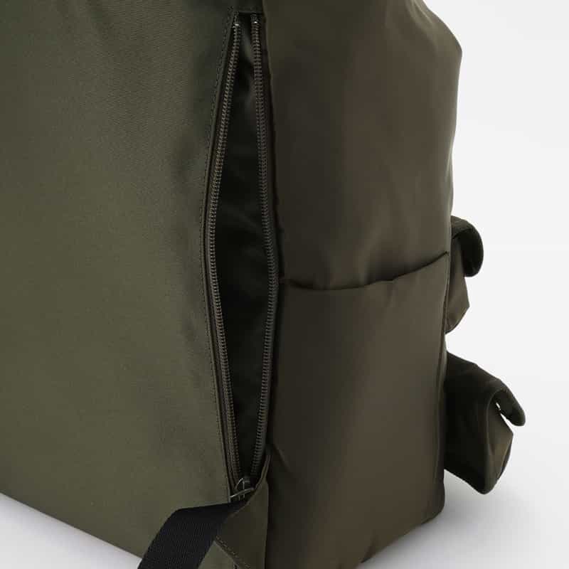 SACAI SACAI＜サカイ＞ ナイロンバックパック KHAKI