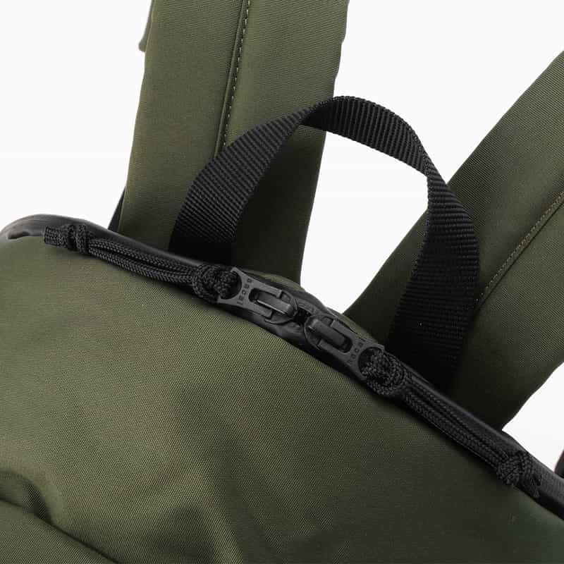 SACAI SACAI＜サカイ＞ ナイロンバックパック KHAKI