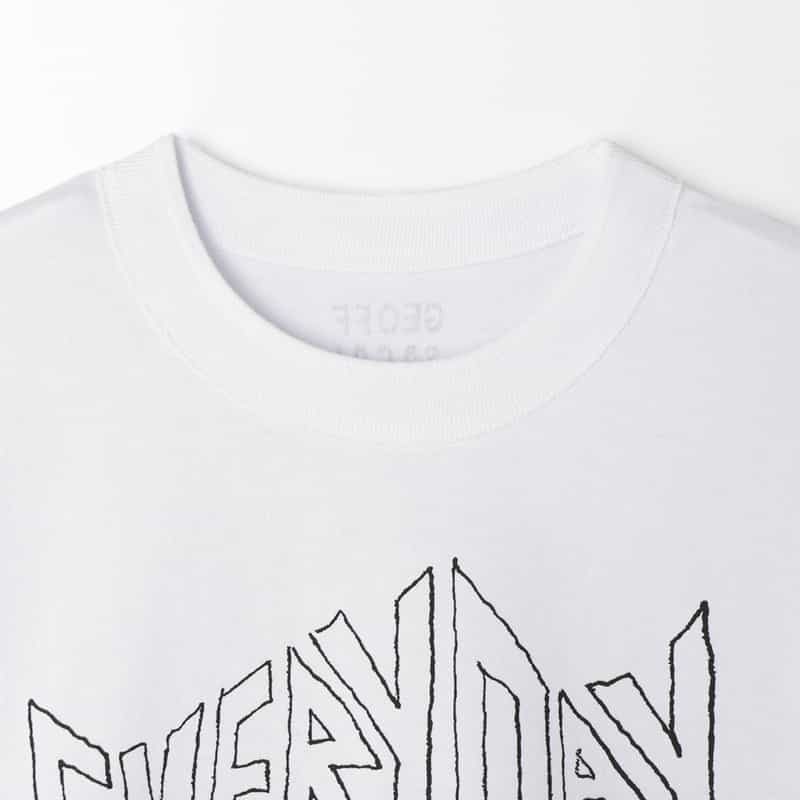 SACAI SACAI＜サカイ＞ グラフィックTシャツ（ウィメンズ） WHITE