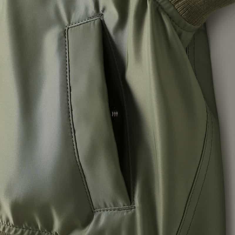 SACAI SACAI＜サカイ＞ ナイロンツイルベスト KHAKI