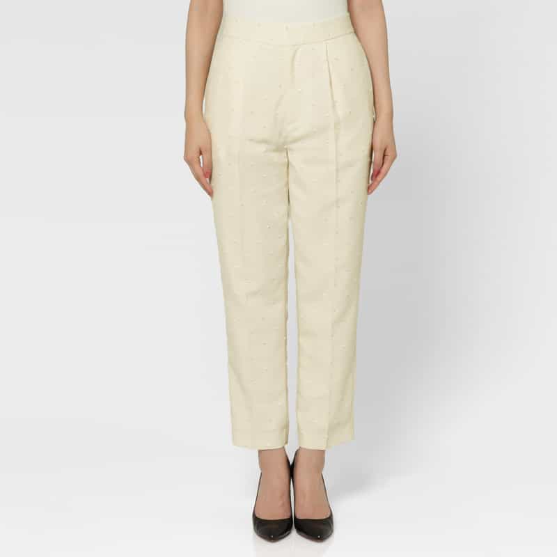 BARNEYS NEW YORK ウォッシャブル ドットフロッキー柄テーパードパンツ IVORY