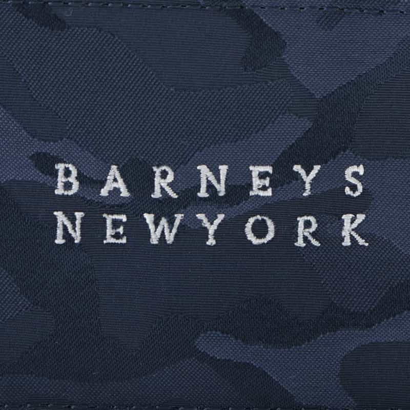 BARNEYS NEW YORK オンラインストア限定チョコレート入りポーチ （カモフラージュ柄／NAVY） NAVY