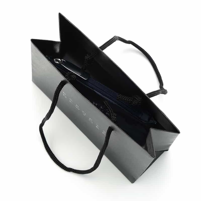 BARNEYS NEW YORK オンラインストア限定チョコレート入りポーチ （カモフラージュ柄／NAVY） NAVY