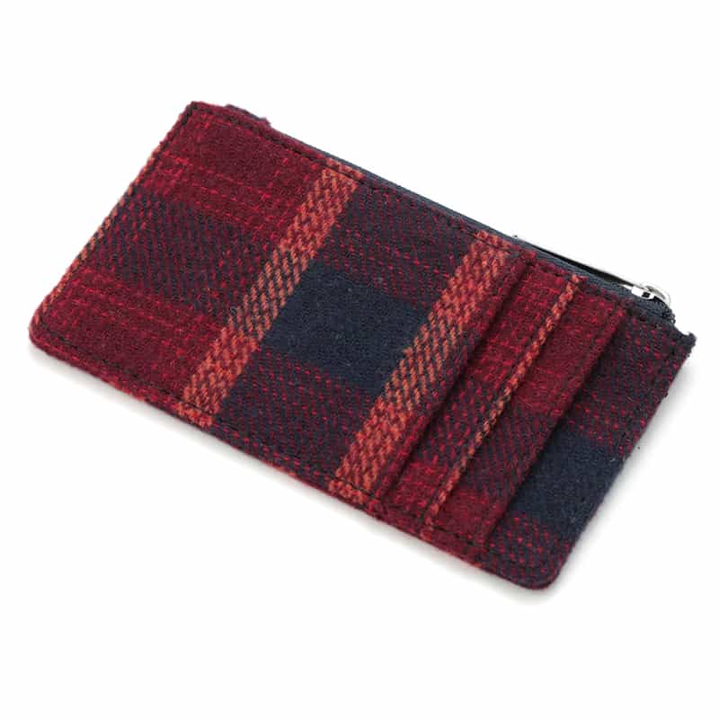 BARNEYS NEW YORK オンラインストア限定チョコレート入りポーチ （チェック柄／RED） RED