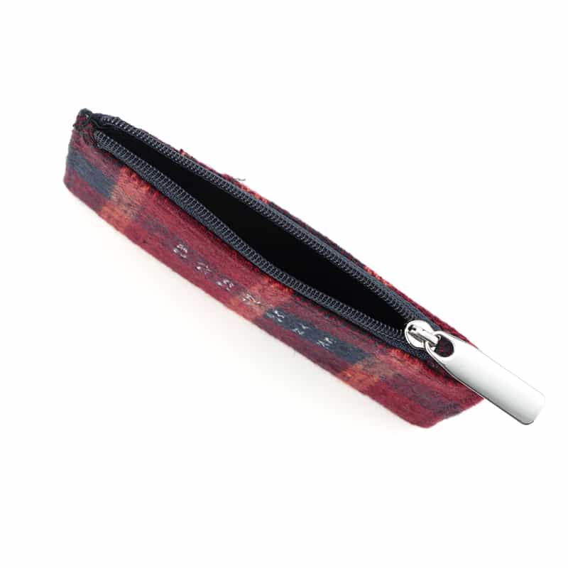 BARNEYS NEW YORK オンラインストア限定チョコレート入りポーチ （チェック柄／RED） RED