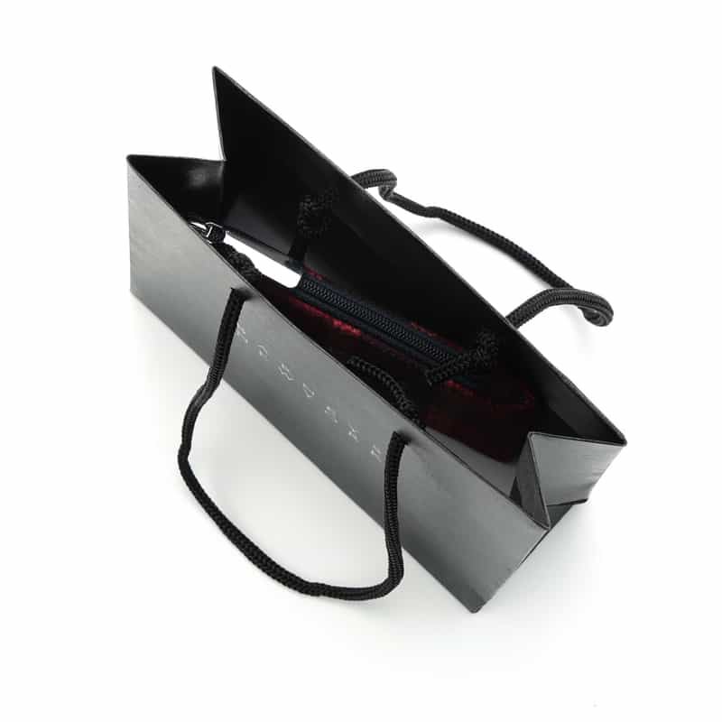 BARNEYS NEW YORK オンラインストア限定チョコレート入りポーチ （チェック柄／RED） RED